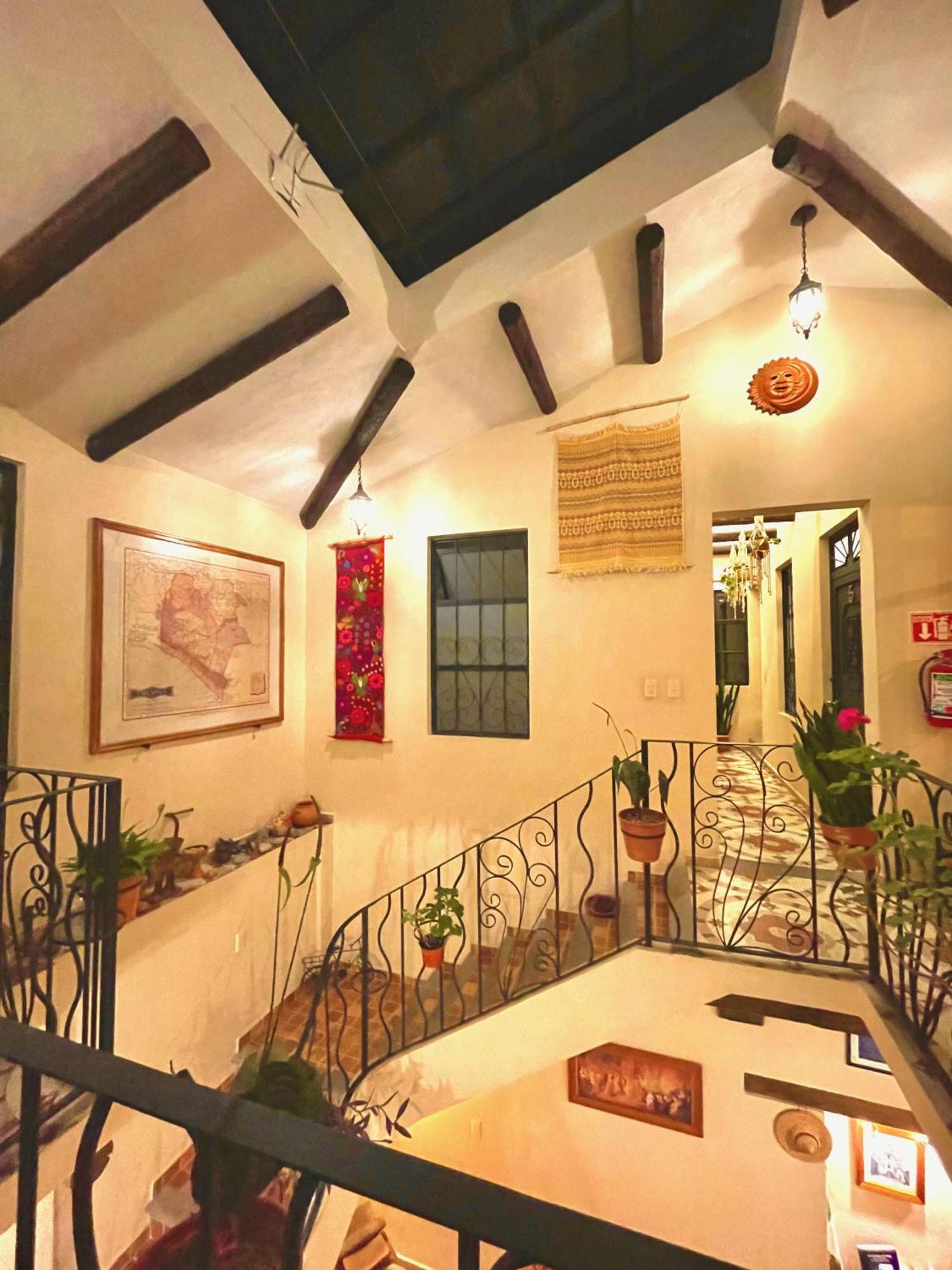 Хостел Casa San Cristobal Сан-Кристобаль-де-Ла-Касас Экстерьер фото